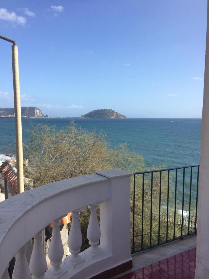 The Reef House Bed and Breakfast Pozzuoli Eksteriør billede