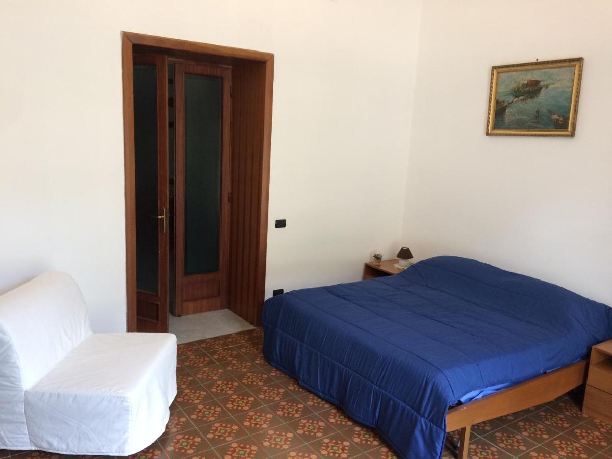 The Reef House Bed and Breakfast Pozzuoli Eksteriør billede